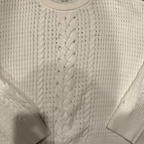 ON-34TH SWEATHER WOMENS
WHITE 3X 60%COTTON - Picture 2 of 10